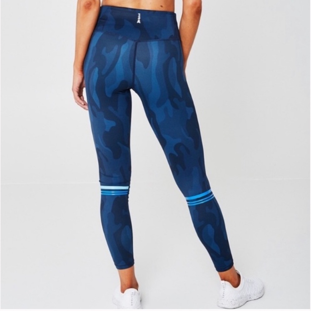 Lilybod x SoulCycle Blue Camo Leggings Size S